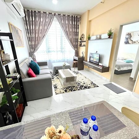 Golden Troika Kota Bharu - 2 Bedrooms Exterior foto